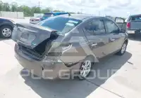 2014 Nissan VERSA фото