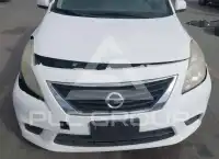 2014 Nissan VERSA фото