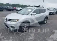 2014 Nissan ROGUE photo