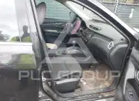 2014 Nissan ROGUE photo