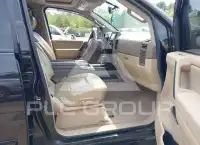 2014 Nissan TITAN photo
