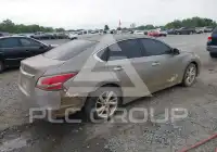 2014 Nissan ALTIMA photo