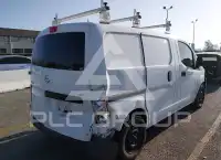 2014 Nissan NV 200 фото