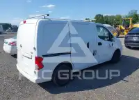2014 Nissan NV 200 фото