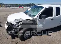 2014 Nissan FRONTIER фото