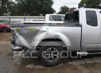 2014 Nissan FRONTIER photo