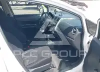 2014 Nissan VERSA фото