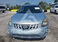 2014 Nissan ROGUE photo