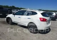 2014 Nissan ROGUE photo