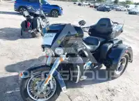 2014 Harley-Davidson FLHTCU фото