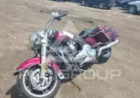 2014 Harley-Davidson FLHR photo