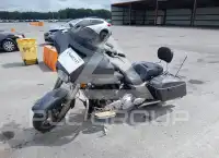 2014 Harley-Davidson FLHX фото