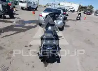 2014 Harley-Davidson FLHX photo