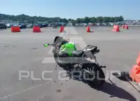 2014 Kawasaki ZX636 фото