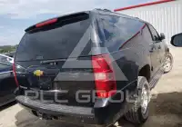 2014 Chevrolet Suburan photo