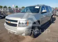 2014 Chevrolet Suburan фото