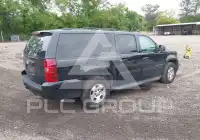 2014 Chevrolet Suburan фото