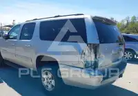 2014 Chevrolet Suburan photo