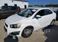 2014 Chevrolet Sonic фото