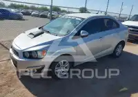 2014 Chevrolet Sonic фото
