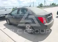 2014 Chevrolet Sonic фото
