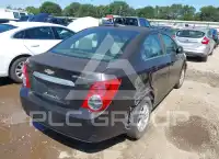 2014 Chevrolet Sonic фото