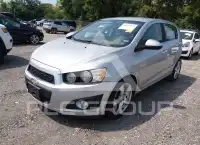 2014 Chevrolet Sonic фото
