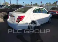 2014 Chevrolet Sonic фото