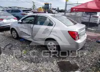 2014 Chevrolet Sonic фото
