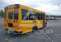 2014 Chevrolet Express photo