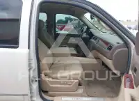 2014 Chevrolet Tahoe photo