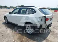 2014 BMW X1 фото