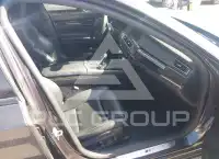 2014 BMW 750 фото