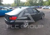 2014 BMW 320 photo