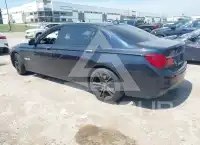 2014 BMW 740 фото