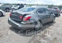 2014 Infinity Q50 фото