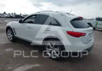 2014 Infinity QX70 photo