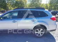 2014 Subaru Outback photo
