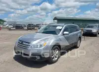 2014 Subaru Outback photo
