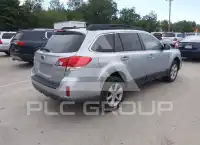2014 Subaru Outback photo
