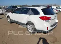 2014 Subaru Outback photo