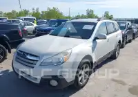 2014 Subaru Outback photo