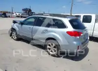 2014 Subaru Outback photo