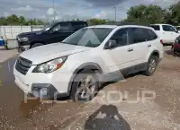 2014 Subaru Outback photo