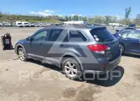 2014 Subaru Outback photo
