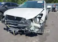 2014 Subaru XV photo