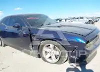 2014 Dodge CHALLENGER фото