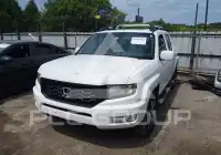 2014 Honda RIDGELINE photo