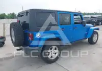 2014 Jeep WRANGLER фото