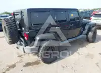 2014 Jeep WRANGLER фото